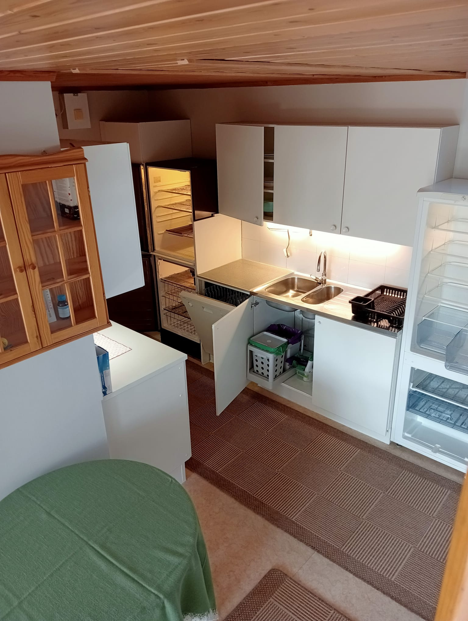 Kjøkken fult utstyrt